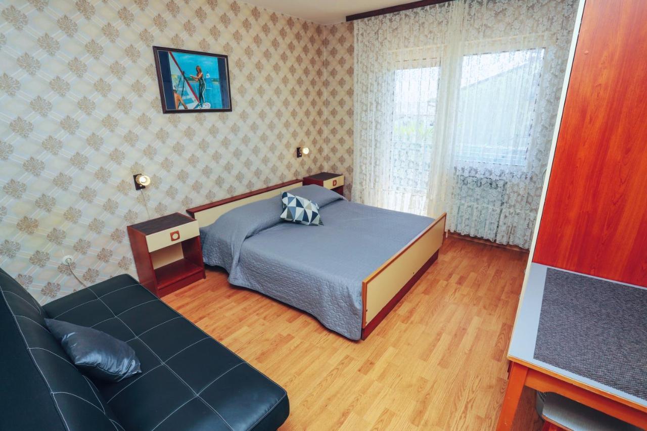 Ray Apartment Poreč Buitenkant foto